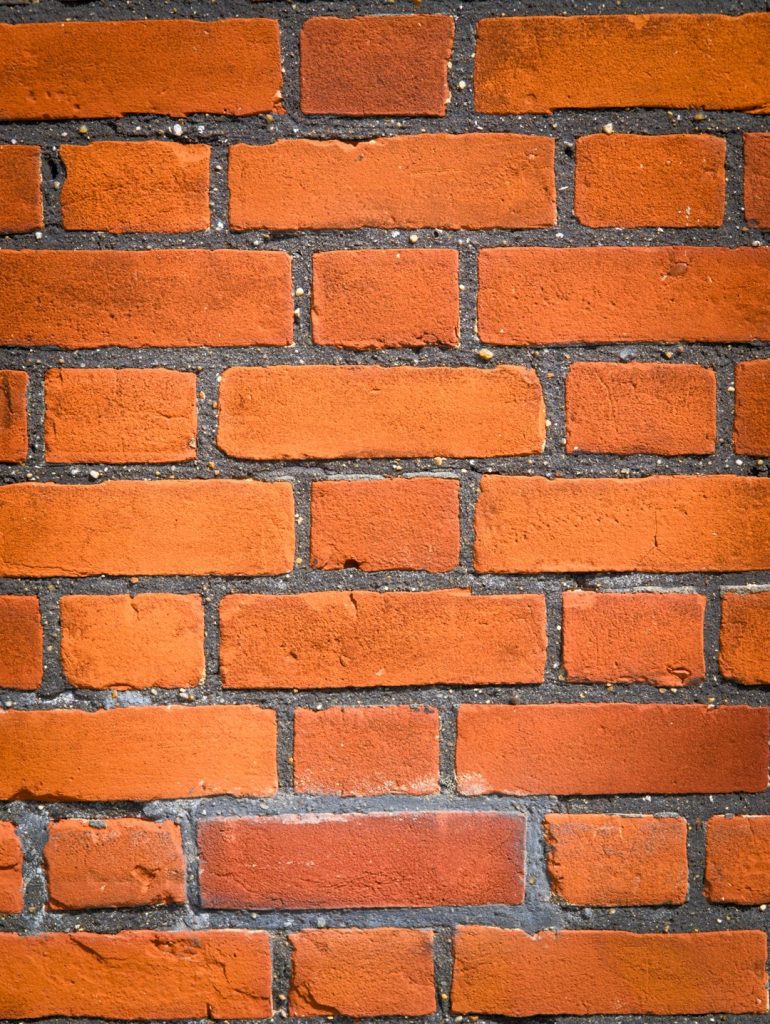 brown-brick-wall-utkfprayumq